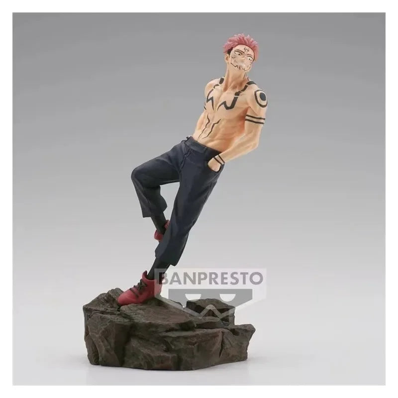 24cm Figurines Banpresto Jujutsu Kaisen | Figurines originales de Banpresto en PVC, représentant Fushiguro Megumi et Ryômen Sukuna en plein combat. Idéales pour les collections ou comme cadeau pour Noël