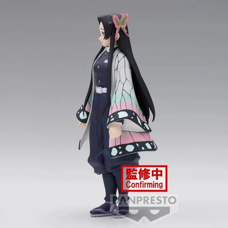 11cm Figurine BANDAI Demon Slayer | Figurine en PVC de Kocho Kanae, pilier de l'insecte dans Kimetsu no Yaiba. Modèle officiel Bandai, parfait pour les collectionneurs et les enfants