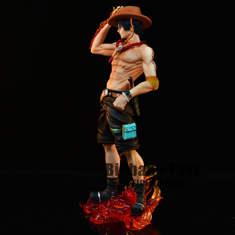 Figura de una pieza de 23 cm | Figura de colección que representa a Ace, el famoso hermano de Luffy en One Piece. ¡Perfecto para fanáticos y coleccionistas, agregará un toque de aventura a cualquier colección!