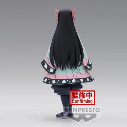 11cm Figurine BANDAI Demon Slayer | Figurine en PVC de Kocho Kanae, pilier de l'insecte dans Kimetsu no Yaiba. Modèle officiel Bandai, parfait pour les collectionneurs et les enfants