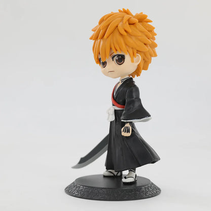 Figura Q de 15cm versión BLEACH | Descubre estas figuras que representan a Ichigo Kurosaki y al Capitán Hitsugaya Toshiro. Ideal para coleccionistas y fanáticos, este modelo detallado es un excelente regalo para niños o entusiastas del anime. 