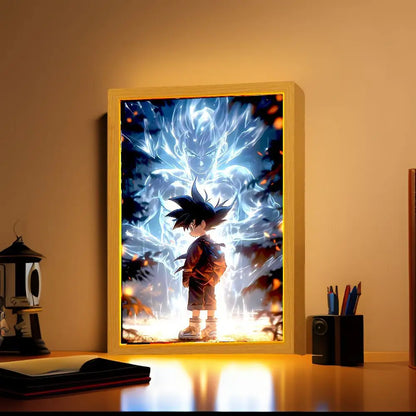 Lampe de Nuit LED Goku Dragon Ball : Cadre photo lumineux avec une figurine animée de Goku.  Parfait pour une décoration de chambre ou comme cadeau, cette lampe ravira les fans de Dragon Ball Z