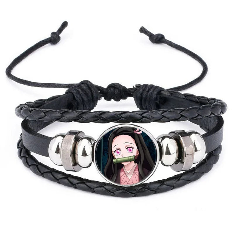 Bracelet Demon Slayer Kawaii | Bracelet mignon inspiré des personnages de Demon Slayer : Tanjirou, Nezuko, Giyuu, Zenitsu et Inosuke. Parfait pour les fans de l’anime, cet accessoire kawaii est idéal comme bijou ou cadeau unique