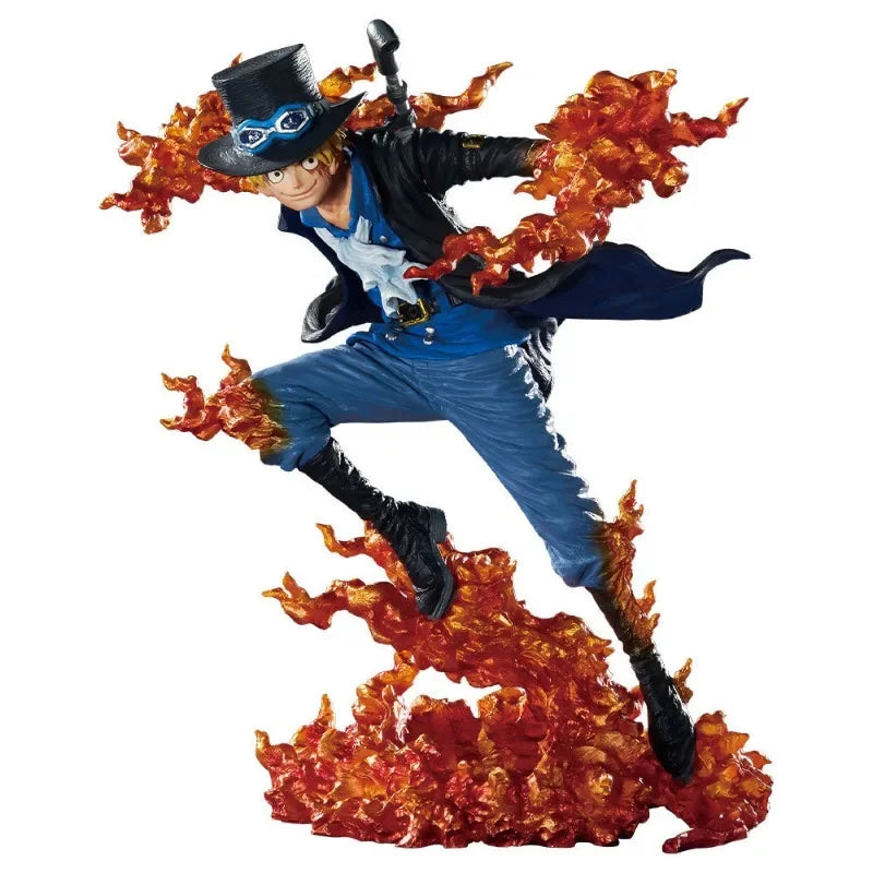 Figuras BANDAI de 24 cm Ichiban Kuji EX Vol.2 One Piece | Figuras de coleccionista de Sabo, Smoker y Marshall D. Teach de la colección Akuma o Yadosu Shatachi Vol.2. Modelos detallados de PVC, ideales para fans y coleccionistas de One Piece.