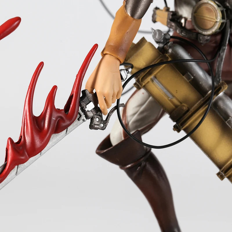 31-36cm Figurine Attack on Titan | Figurine représentant Levi & Mikasa Ackerman de l'anime Attack on Titan. Modèle idéal pour les fans et collectionneurs, parfait pour la décoration ou comme cadeau