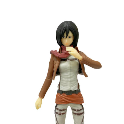 16cm Figurines Attack on Titan | Figurines de collection représentant Eren, Mikasa et Levi de Attack on Titan. Idéal pour les fans et les collectionneurs, ces modèles détaillés apportent l'univers de l'anime dans votre espace