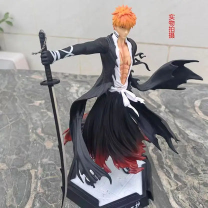 Figura LEJÍA 31cm | Figura detallada de PVC que representa a Kurosaki Ichigo. Ideal para completar una colección o decorar un espacio con algún personaje icónico del anime. 