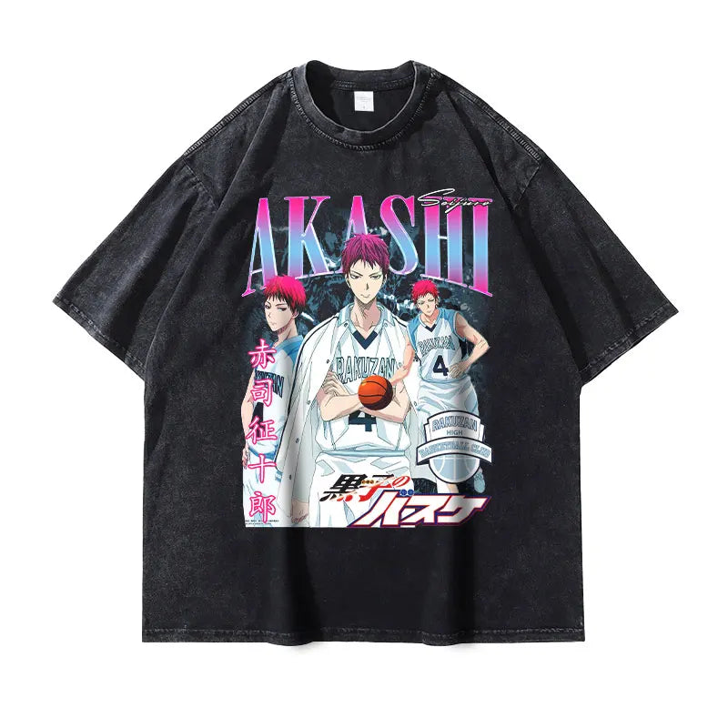 T-shirts vintage oversized avec design Kuroko Tetsuya et Aomine Daiki. Style streetwear inspiré du manga, parfait pour les fans. Disponible pour hommes