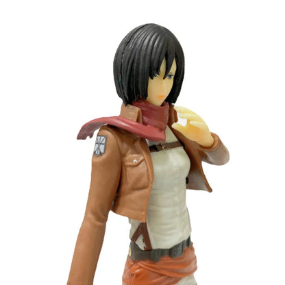 16cm Figurines Attack on Titan | Figurines de collection représentant Eren, Mikasa et Levi de Attack on Titan. Idéal pour les fans et les collectionneurs, ces modèles détaillés apportent l'univers de l'anime dans votre espace