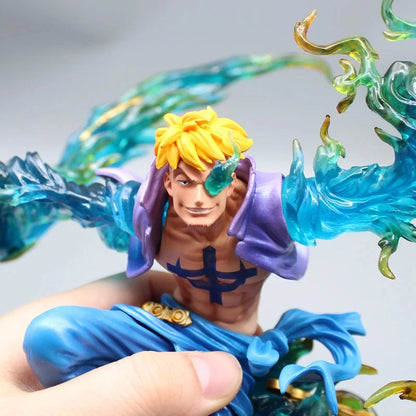 31cm Figurine One Piece | Figurine détaillée de Marco, le Phénix Immortel, de l'univers One Piece en plein vol, capture son allure majestueuse et ses ailes de phénix avec réalisme. Idéale pour les collectionneurs et les fans d'anime !