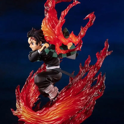 24cm Demon Slayer Figure | Figure representing Tanjiro and Nezuko Kamado using the Demon Blood Art. This figure is ideal for fans and collectors of Kimetsu no Yaiba 