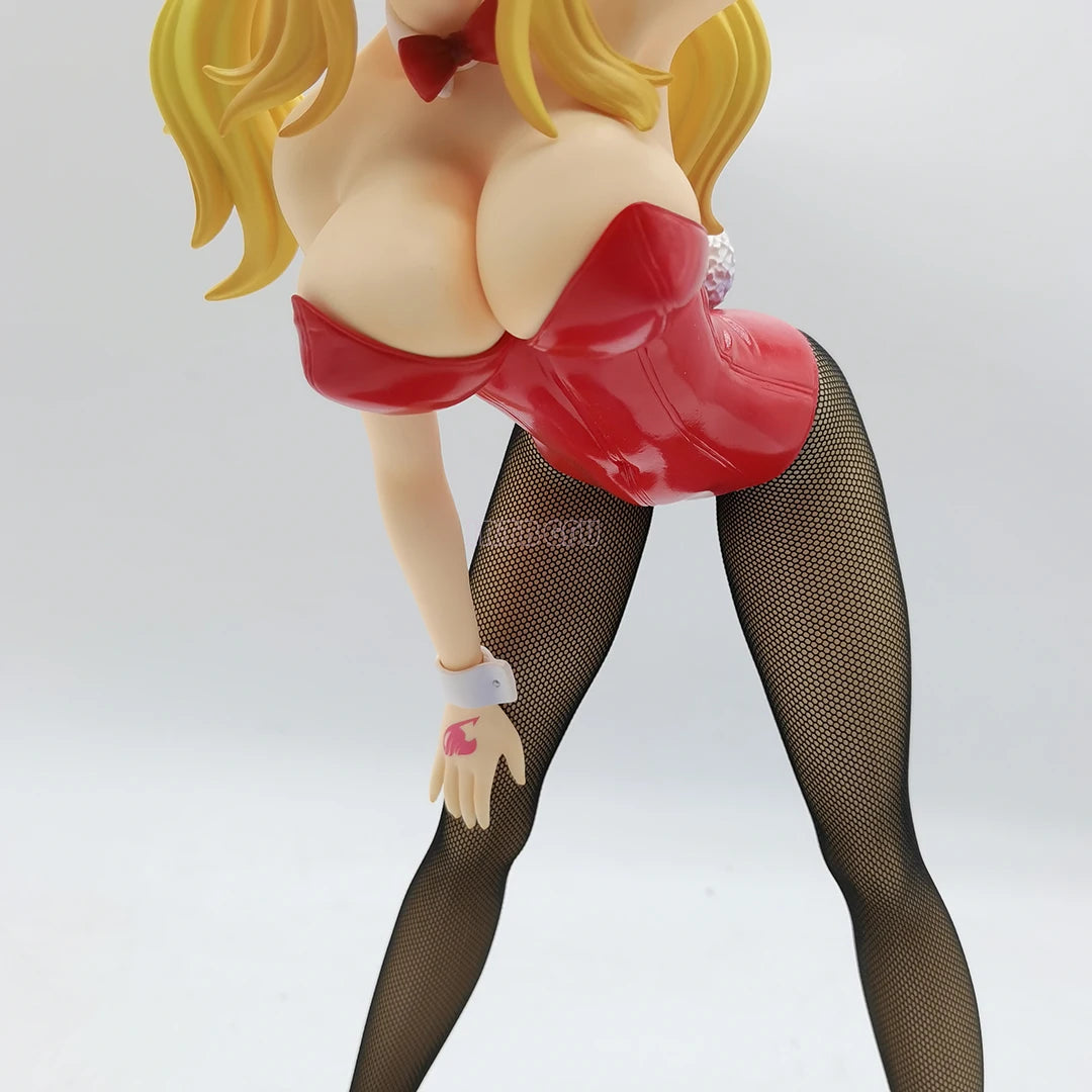 38cm Figurine Fairy Tail | Figurine en PVC de Lucy Heartfilia dans une tenue de bunny. Cette figurine détaillée offre un design de qualité supérieure. Un modèle de collection parfait pour les fans