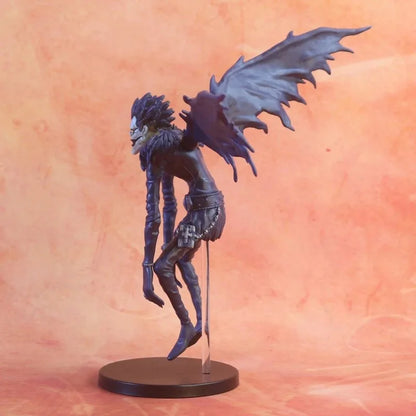 24cm Figurine Death Note | Figurine en PVC représentant Ryuk et Rem dans une pose dynamique. Parfaite pour la collection, avec un excellent niveau de détail, idéale comme décoration ou cadeau pour les fans de Death Note