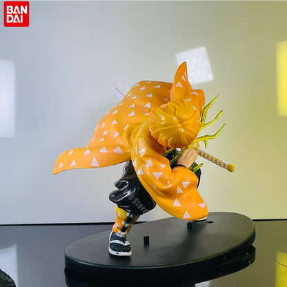 Figurines Demon Slayer | Figurines de Tanjiro, Zenitsu et Rengoku, inspirée de l’anime Demon Slayer. Idéale pour la collection, cette figurine détaillée est un excellent choix de cadeau pour les fans de Kimetsu no Yaiba !