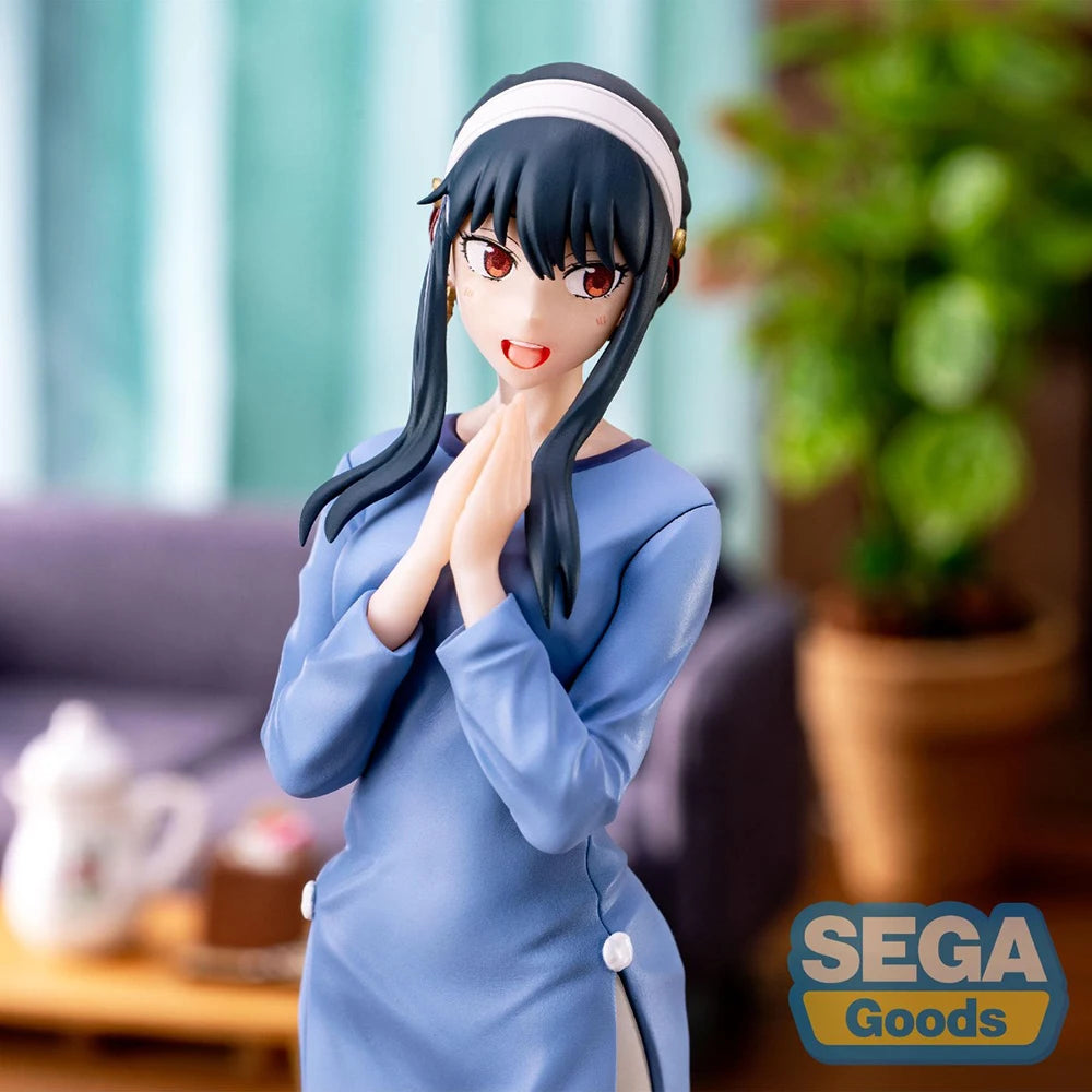 21cm Figurine Spy x Family | Figurine SEGA Luminasta représentant Yor Forger dans sa tenue du deuxième ending de la saison 1 de Spy x Family. Parfaite pour les collectionneurs et fans de l’anime, idéale comme décoration ou comme cadeau