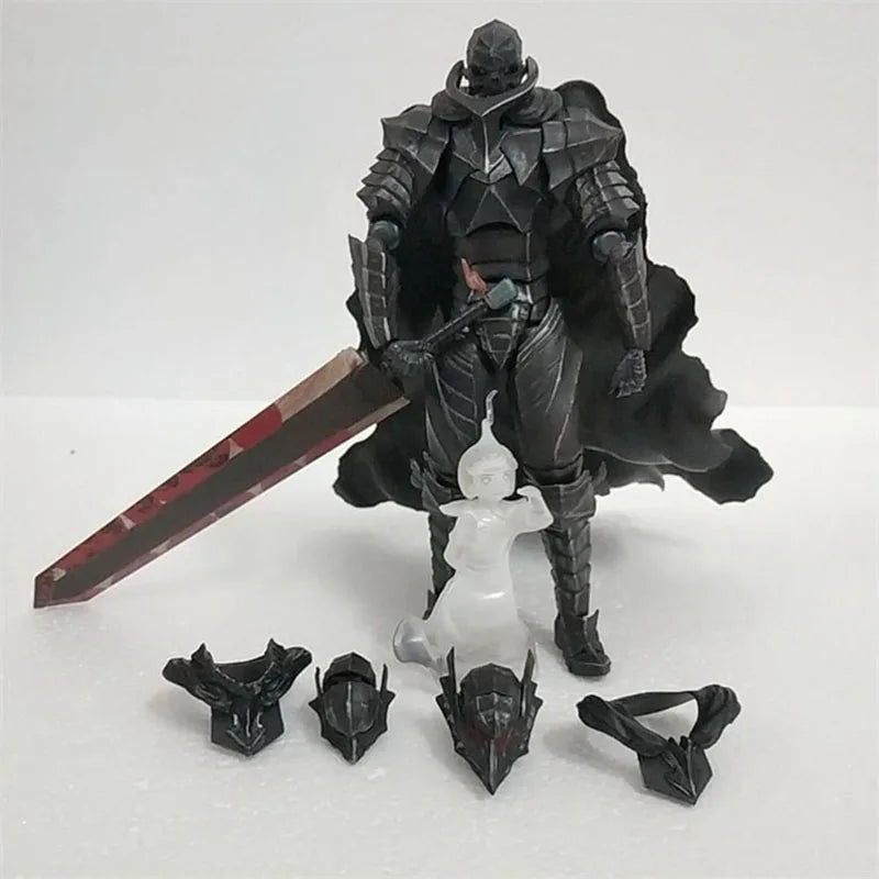 16cm Figurine Berserk Figma 410 | Figurine PVC articulée de Guts en armure Berserker. Un incontournable pour les fans de Berserk. Idéal comme cadeau ou pièce de collection unique