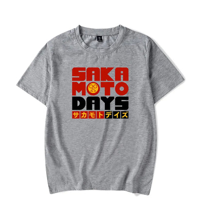 T-shirt unisexe à manches courtes inspiré de Sakamoto Days, parfait pour hommes et femmes. Ce design esthétique Harajuku, idéal pour les fans d'anime