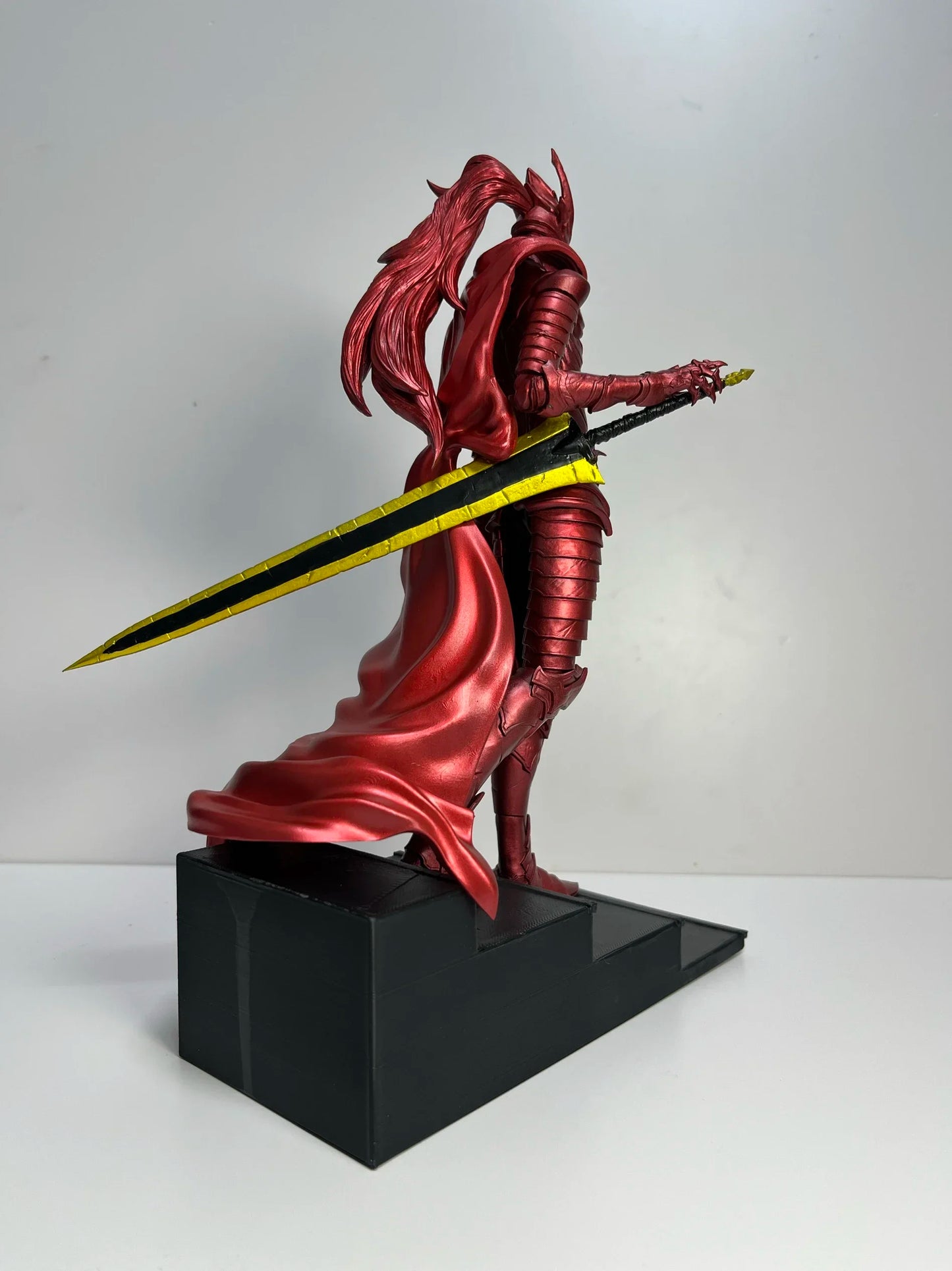 25cm Figurine Solo Leveling, édition limitée à 10 exemplaires | Modèle détaillé en résine solide d'Igris, le chevalier rouge inspiré de l'anime Solo Leveling. Idéal pour les collectionneurs et les fans. Un ajout unique à toute collection