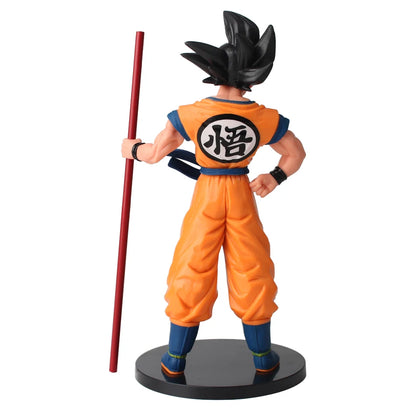 22cm Figurine Dragon Ball | Son Goku Saiyan modèle d'action avec son baton magique. Une pièce de collection incontournable pour les fans de Dragon Ball Z