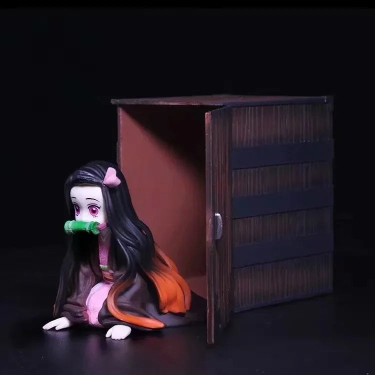 22cm Figurine Demon Slayer | Figurine représentant Kamado Nezuko avec un design unique. Parfaite pour les fans de Demon Slayer, cette pièce de collection est idéale pour la décoration ou comme cadeau