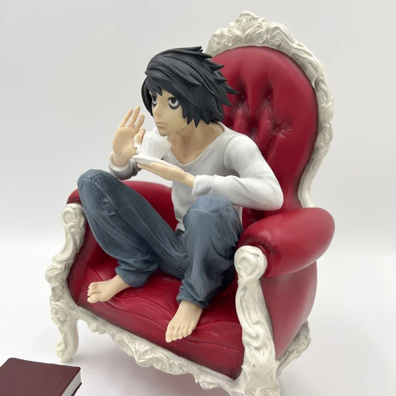 24cm Figurine Death Note | Figurine détaillée représentant L Lawliet dans une scène iconique de Death Note. Modèle GK de haute qualité, parfait pour les collectionneurs et les fans de l’anime. Idéale comme décoration ou cadeau