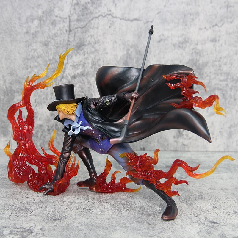 22cm Figurine One Piece | Sabo de l'armée révolutionnaire dans sa pose iconique Poing de Feu. Ce modèle de haute qualité est un incontournable pour les collectionneurs et les fans de One Piece !