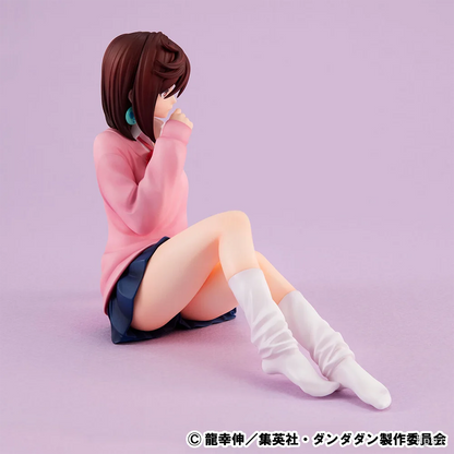 9cm Figurine officielle Megahouse G.E.M. DAN DA DAN | Figurine Q Version représentant Ayase Momo. Un modèle en PVC parfait pour les collectionneurs et fans de l'anime