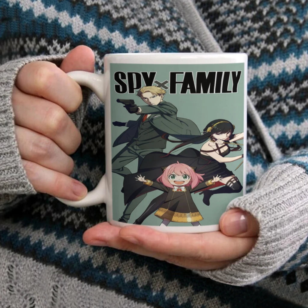 Taza de cerámica SPY×FAMILY | Taza de café y té Taza de cerámica inspirada en Spy x Family, ideal para café, té o leche. Perfecta como regalo para los fans del anime, esta taza es una gran adición a tu colección de vajillas. 